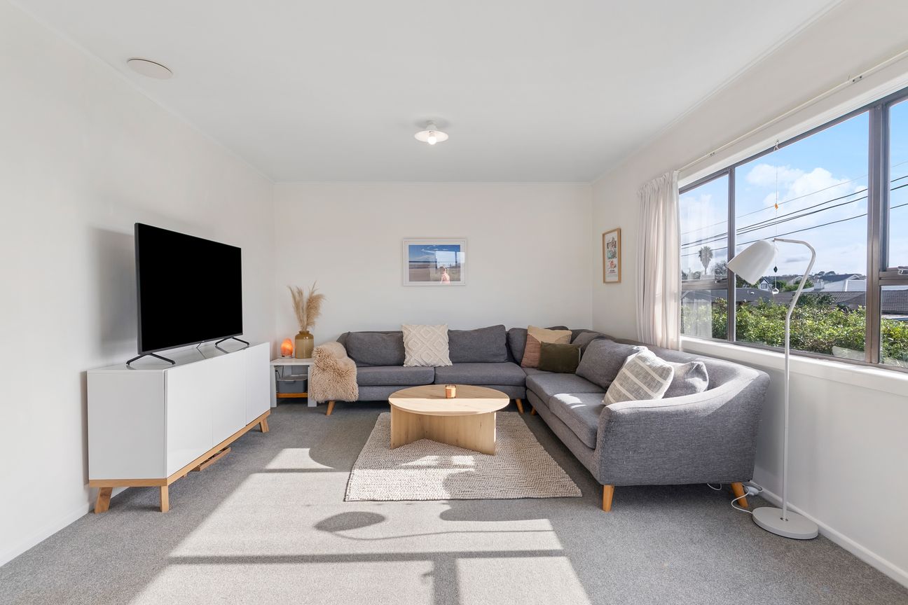 Home, Income & Lifestyle Combined - Vista 3