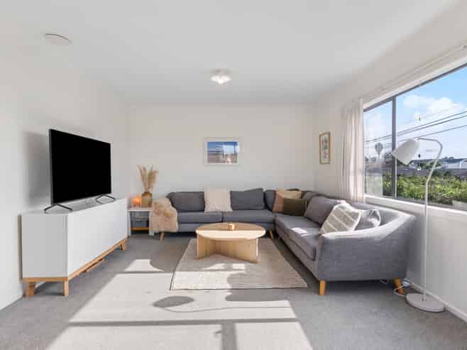 720 Te Atatu Road, Te Atatu Peninsula