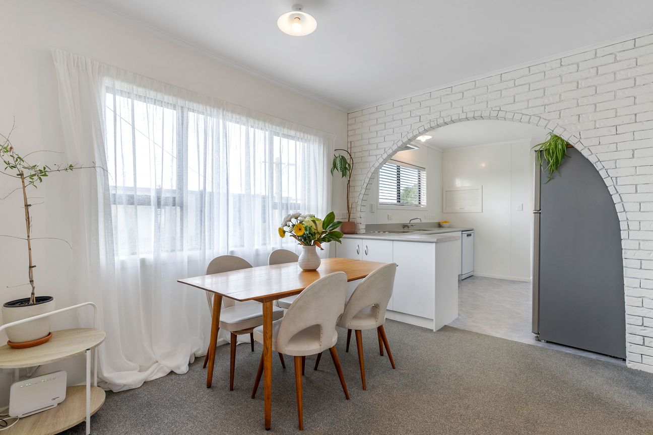 Home, Income & Lifestyle Combined - Vista 5