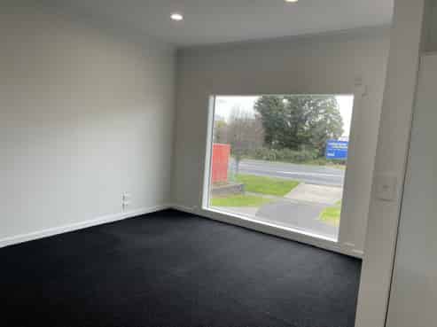Refurbished office with excellent street profile