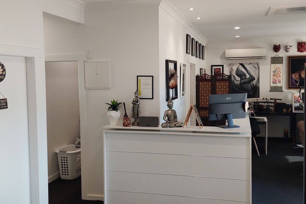 Refurbished office with excellent street profile - Ansicht 3