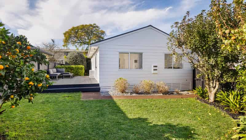 6B Lorraine Avenue, Mount Albert