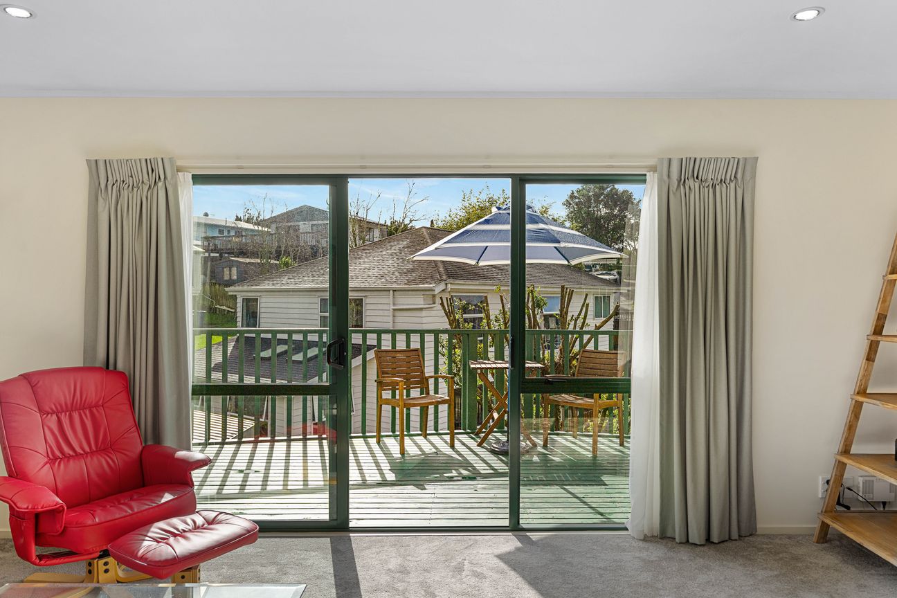 FREEHOLD & PRIVATE WITH FRESH CCC - Vista 6