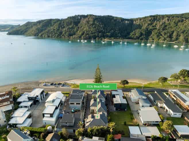 513C Beach Road, Whangamata