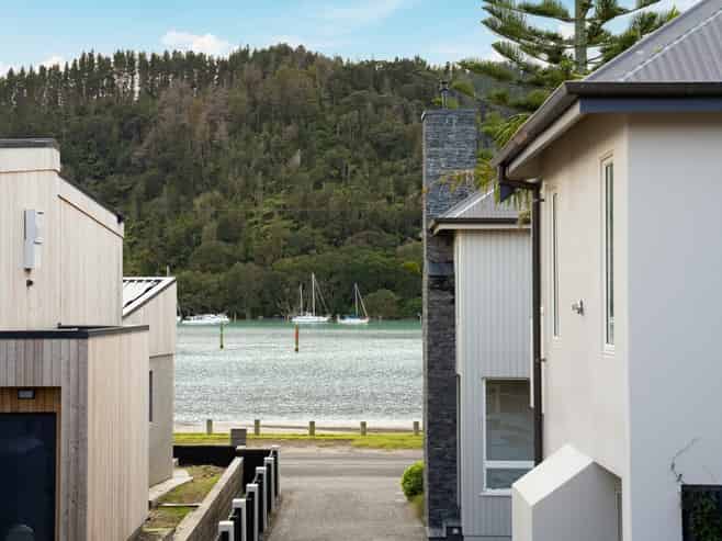 513C Beach Road, Whangamata