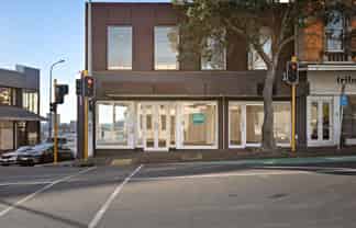 Prime Eden Terrace Retail Opportunity with On‑Site Parking