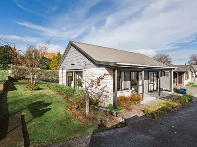 1/8 Duart Road, Havelock North