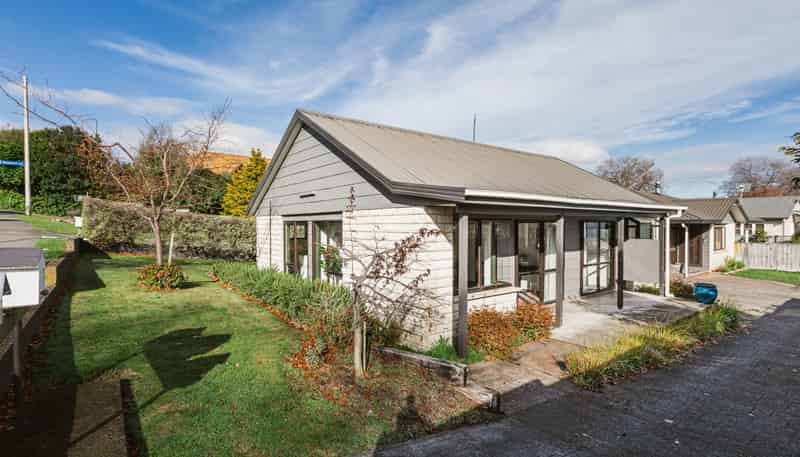 1/8 Duart Road, Havelock North