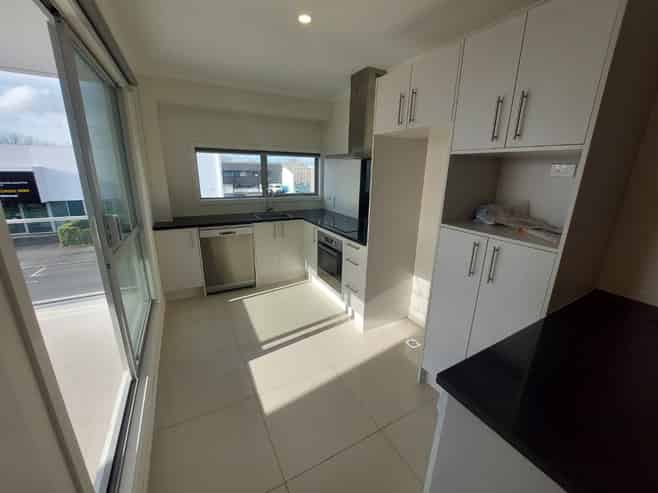 8/521 Anglesea Street, Hamilton Central