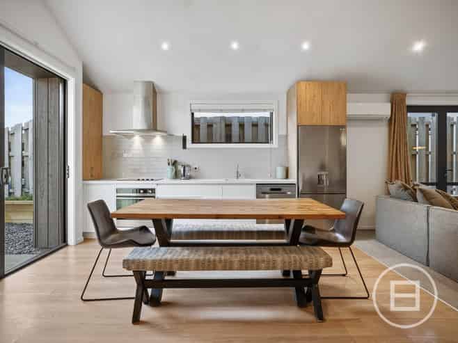 14 Huxley Place, LAKE HAYES ESTATE