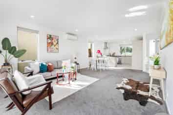 28 Bruce Pulman Drive, Takanini