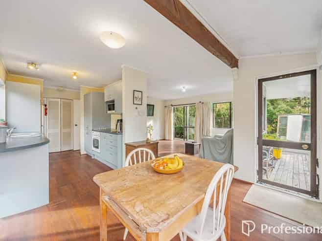 157 Upper Fitzherbert Road, Wainuiomata