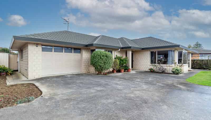 63B Winchester Street, Levin
