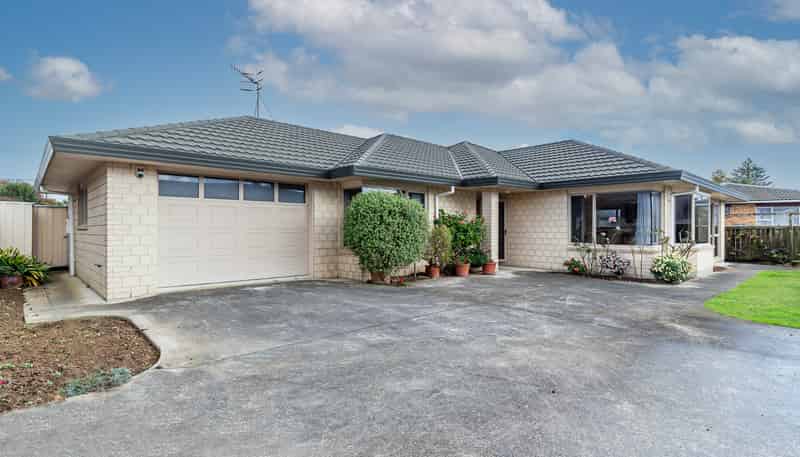 63B Winchester Street, Levin