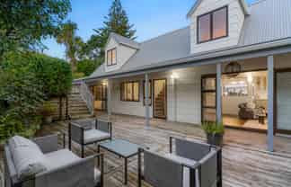 5 Newport Place, Forrest Hill