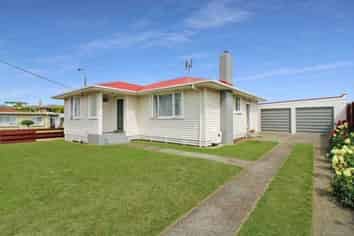 84 Ngamotu Road, Spotswood