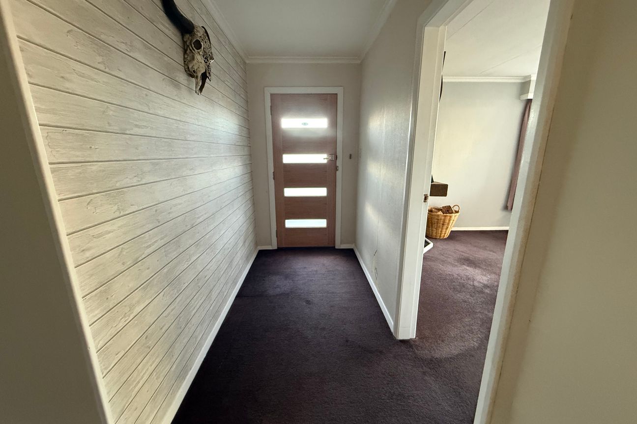 Great Location - Great Home - Vista 3