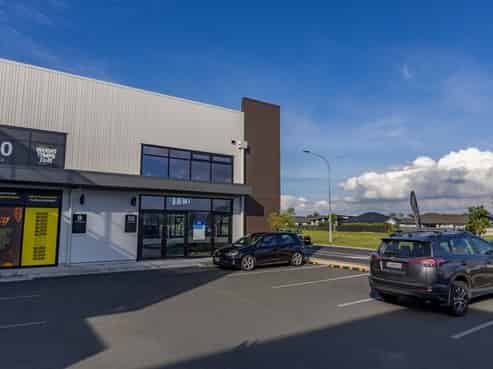 Premium Road Frontage Unit