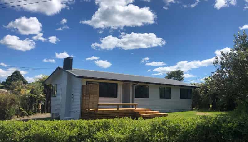 9 Bay Grove, Pukehangi