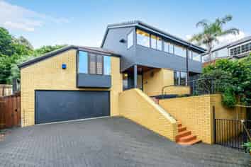 43C The Parade, Saint Heliers