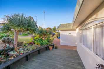 12 Cayman Place, Unsworth Heights