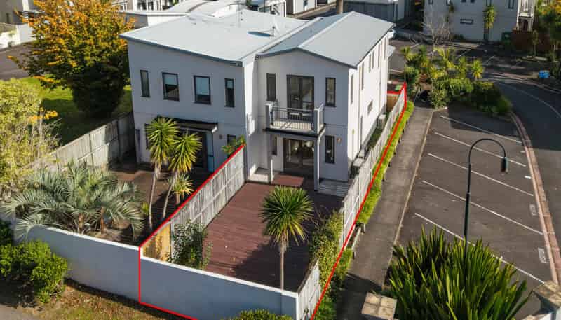 1/92 Bush Road, Albany