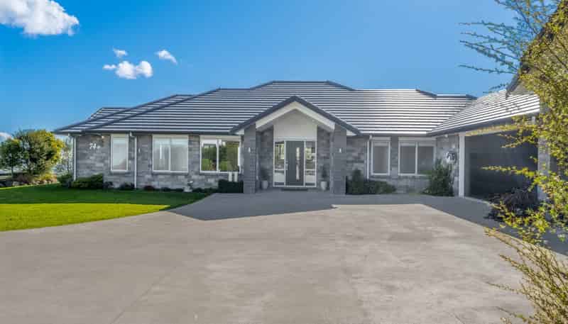 74E Solway Road, Whitford