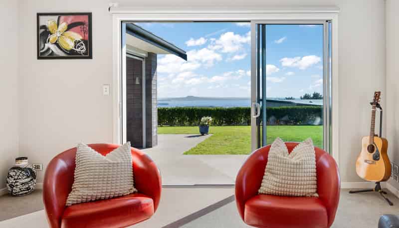 74E Solway Road, Whitford