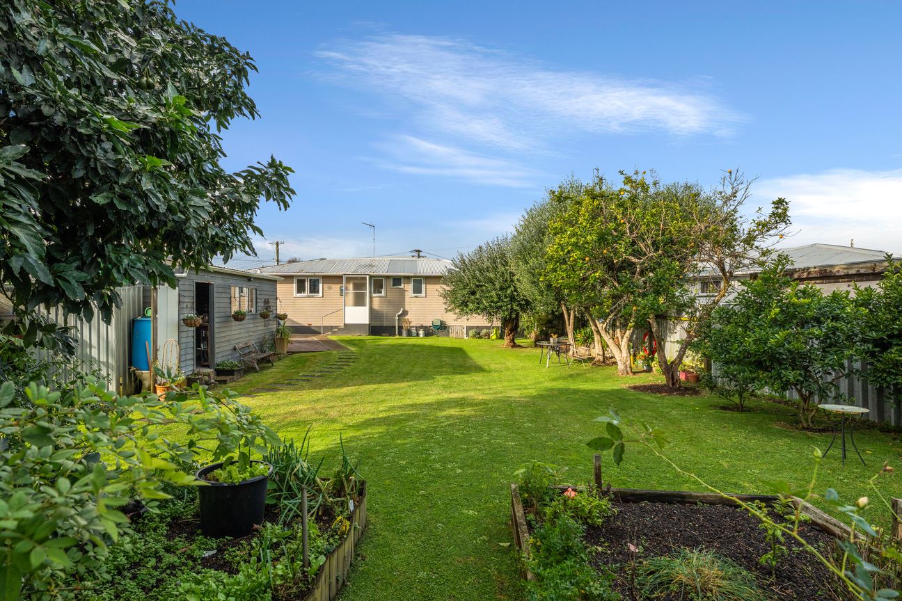 Owners Have Bought; Secure 723m²of Opportunity! - Widok 4