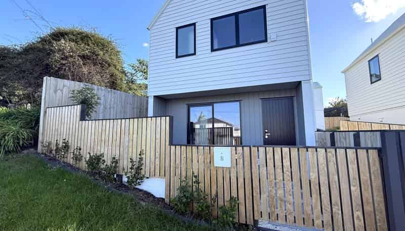2/123 Barrack Road, Mount Wellington