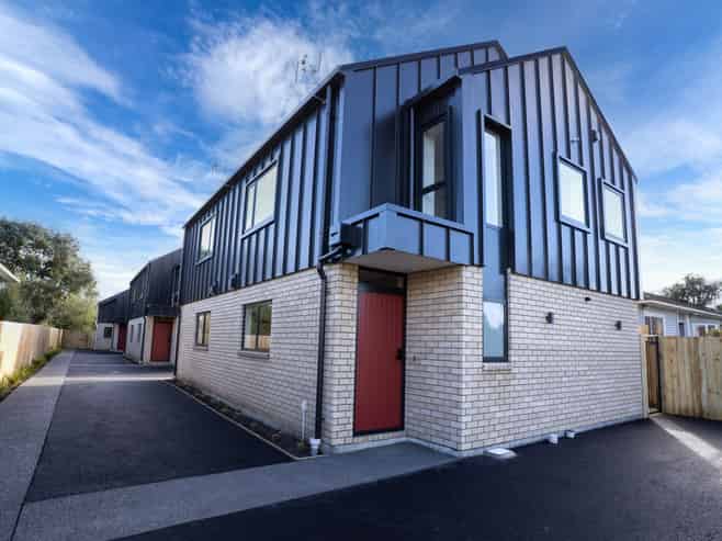 1/11 Hulbert Street, Linwood