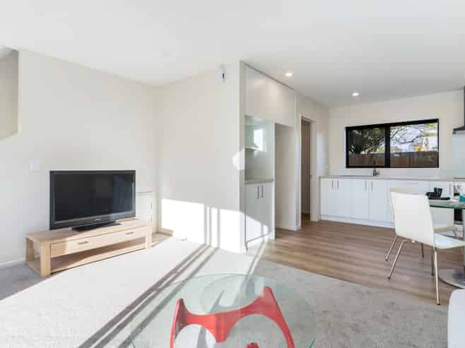 1/11 Hulbert Street, Linwood