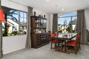 39 Northwood Villas, Northwood