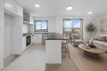 95R Felton Mathew Avenue, Saint Johns