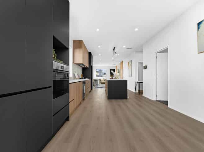 6 Gemstone Park Road, Rosehill