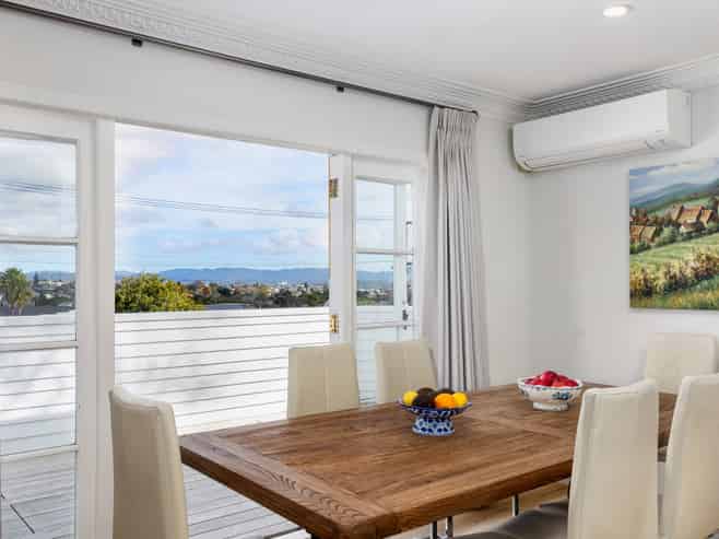 88 Richardson Road, Mount Albert