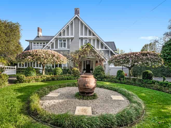 45 Watling Street, Epsom