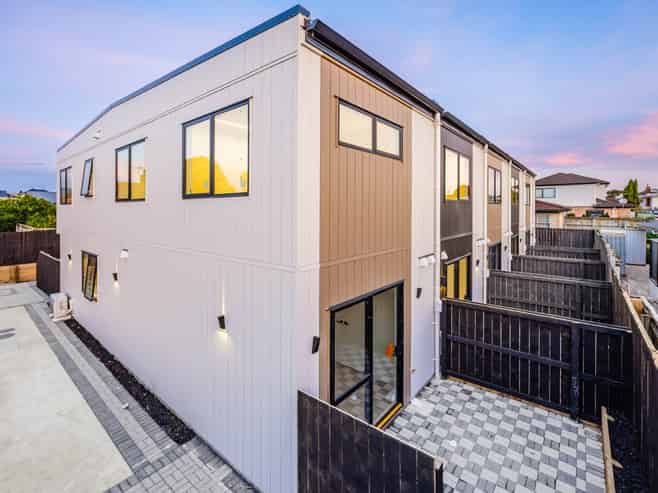 Lot 5/9 Grande Vue Road, Papatoetoe