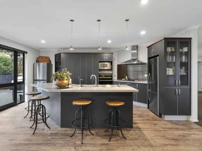 5 Aratia Way, Richmond