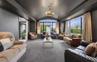 5 Aratia Way, Richmond