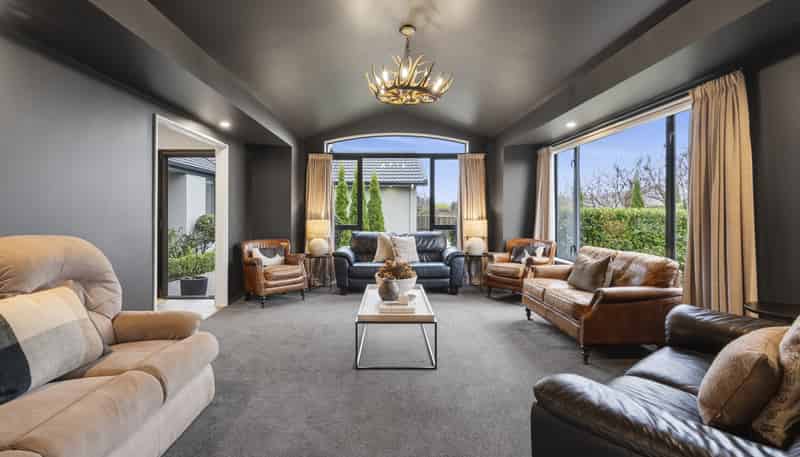 5 Aratia Way, Richmond