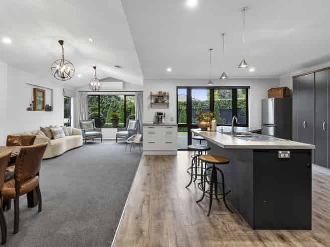 5 Aratia Way, Richmond
