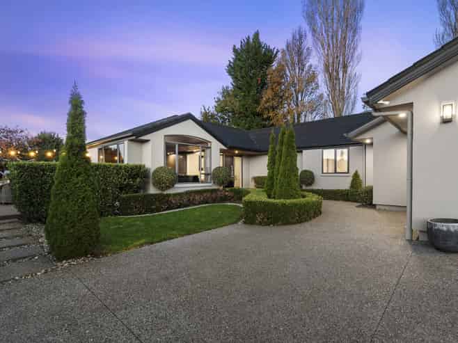 5 Aratia Way, Richmond