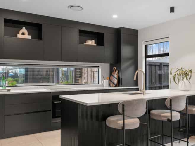 6 Millstead Lane, Casebrook