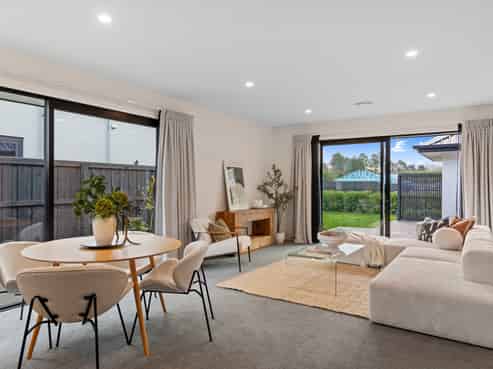 6 Millstead Lane, Casebrook