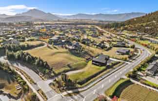 2 Northburn Road, Wanaka