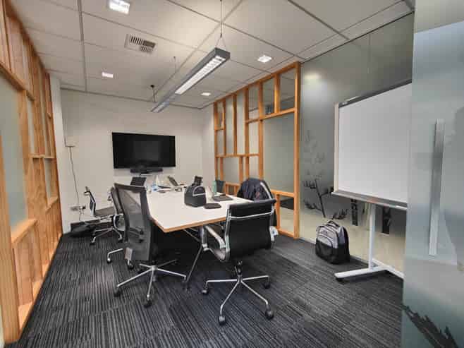560sqm CBD office with 23 secure onsite car parks