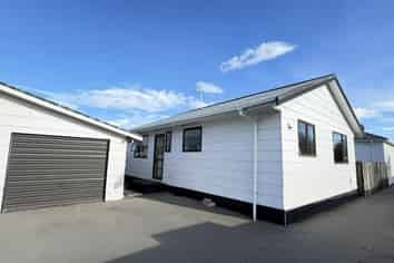 2/116 Bordesley Street, Phillipstown
