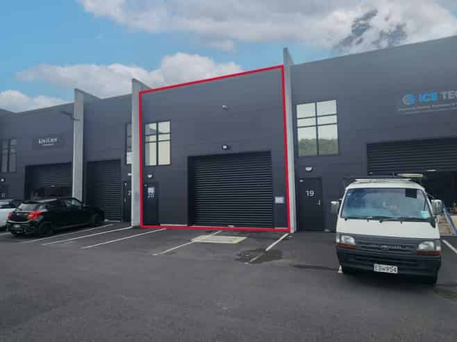 125sqm industrial unit - Silverdale