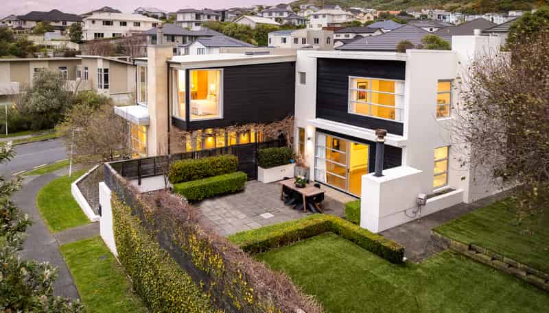 51 Amesbury Drive, Churton Park